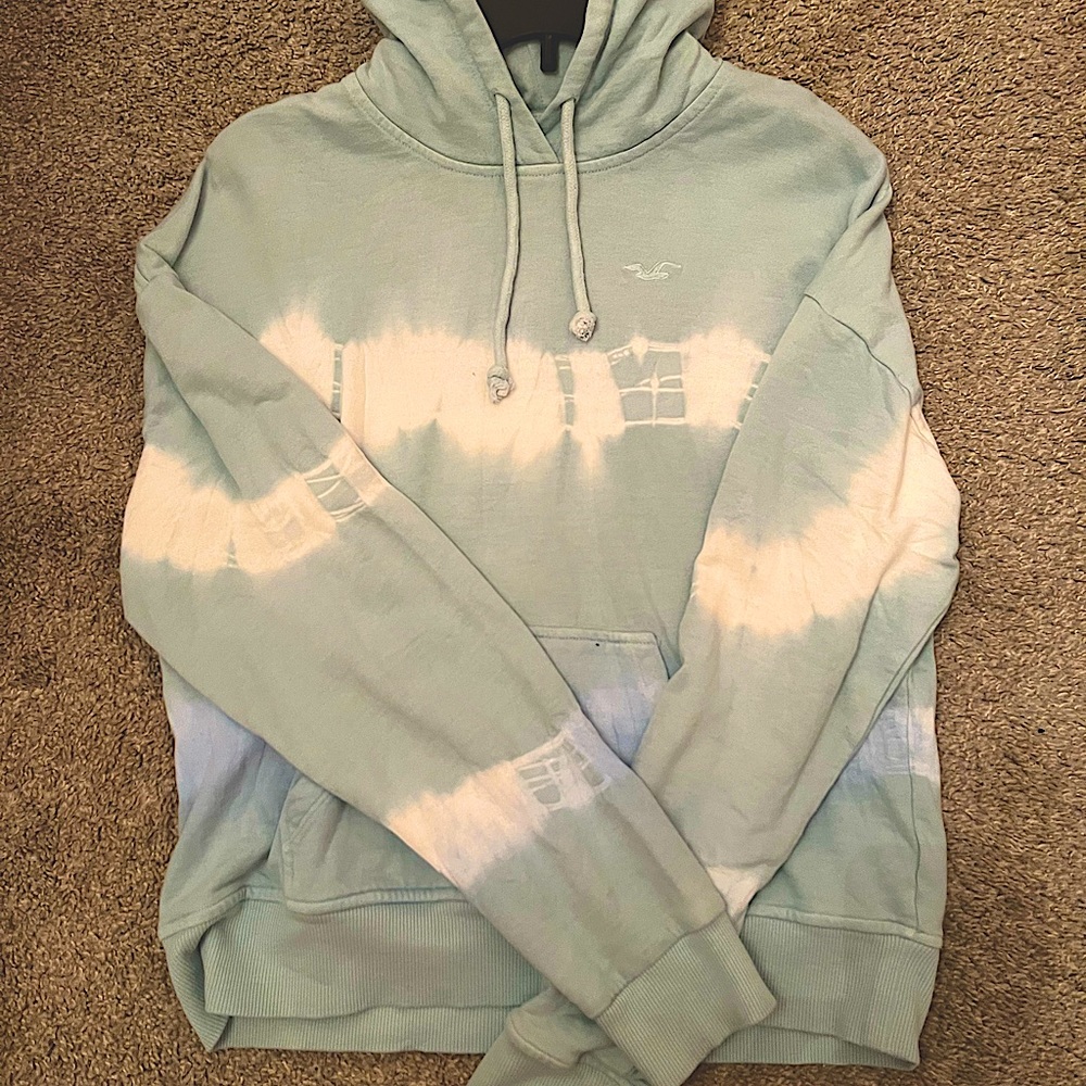 Women’s Hollister Baby Blue and White Tye Dye Hoodie